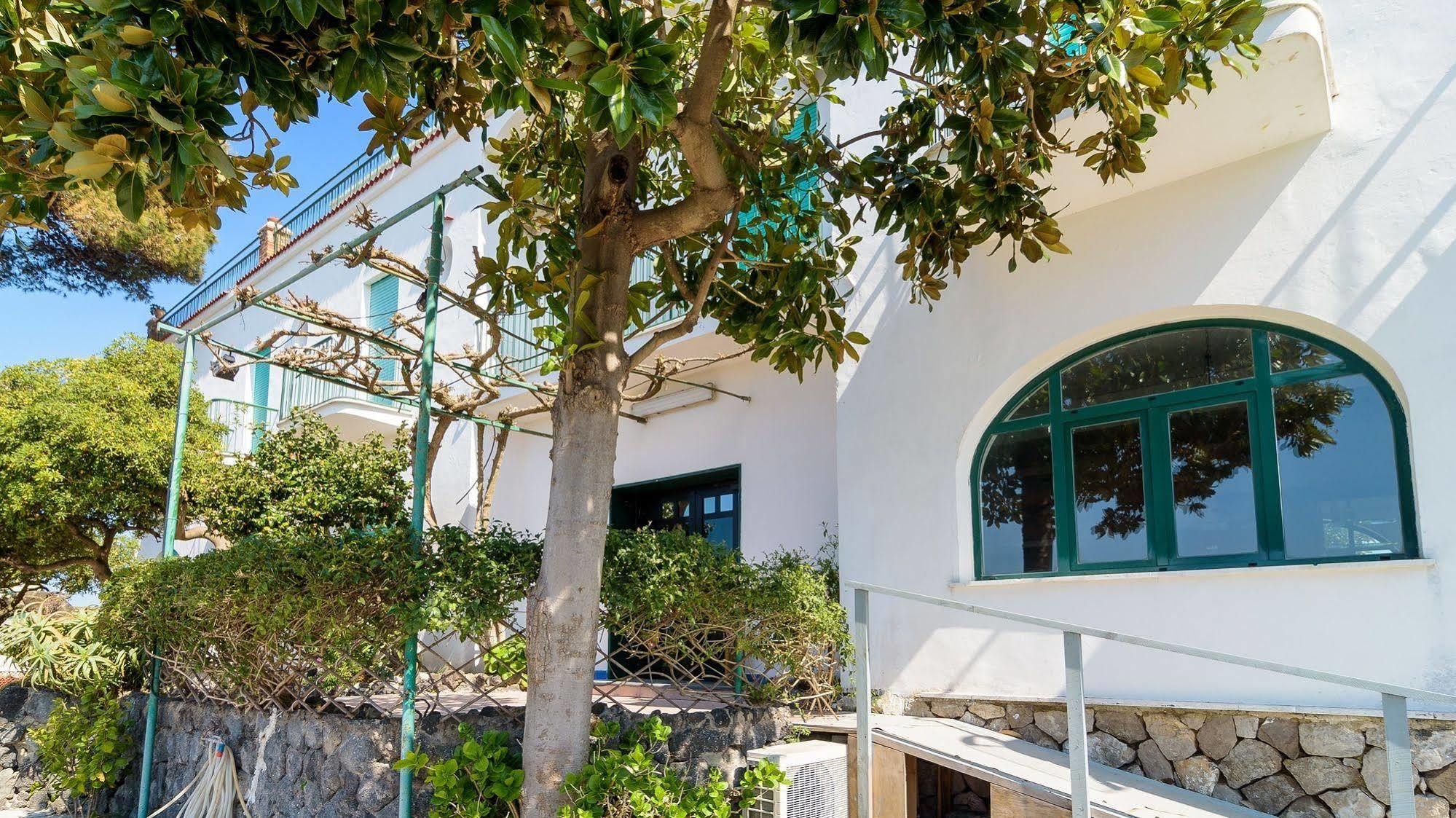 Hotel Riviera Procida Exterior photo