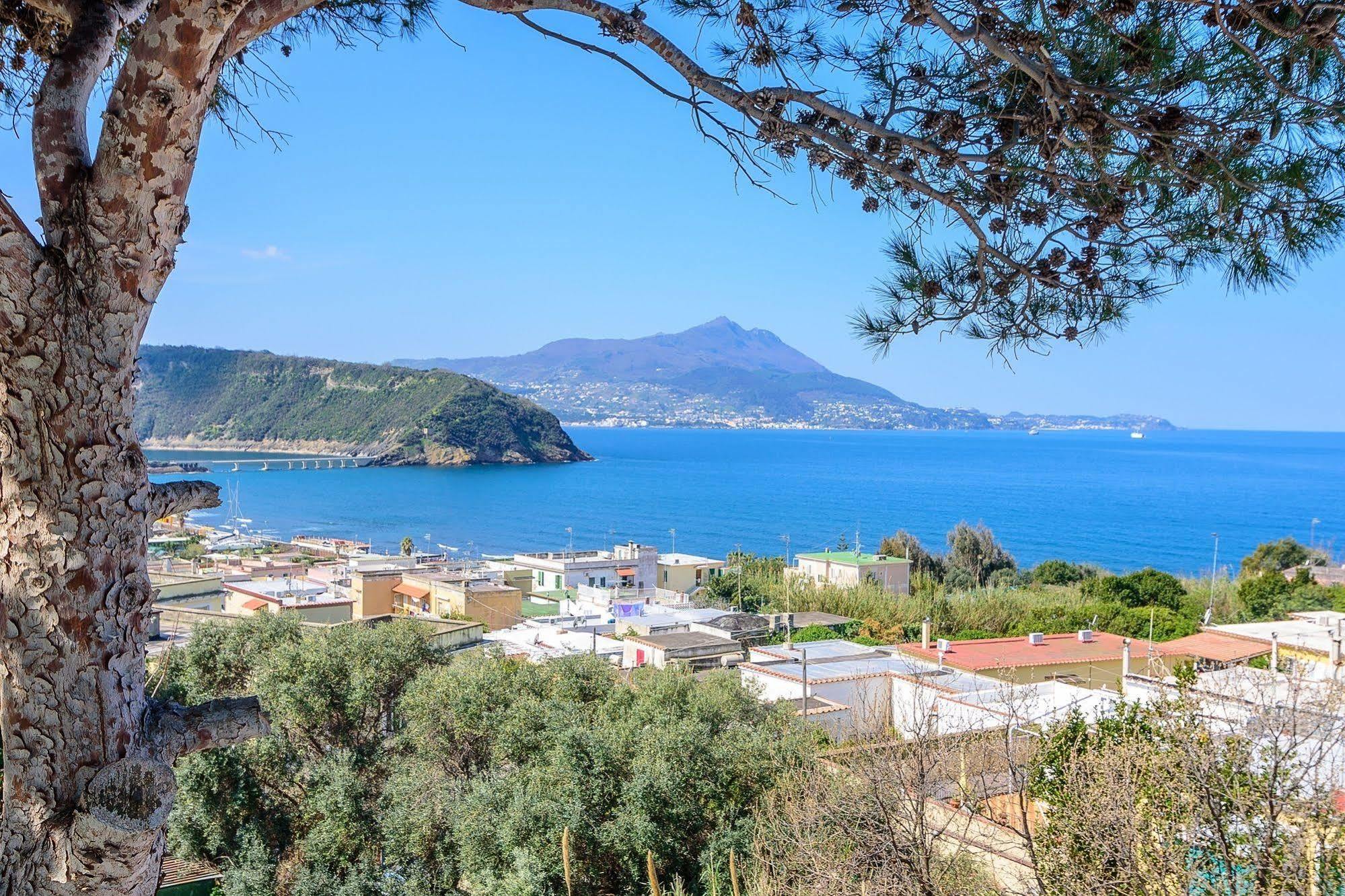 Hotel Riviera Procida Exterior photo